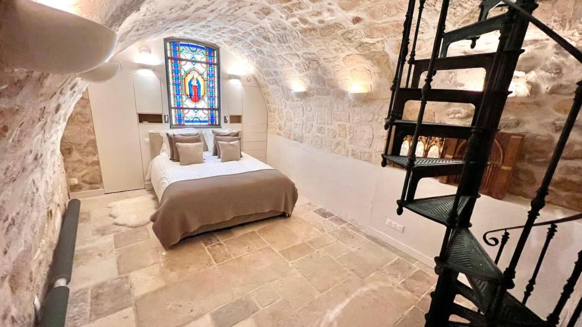 Apartamento Serenity, Meditation At Notre Dame *
